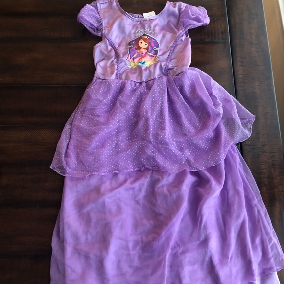 disney sleep gown